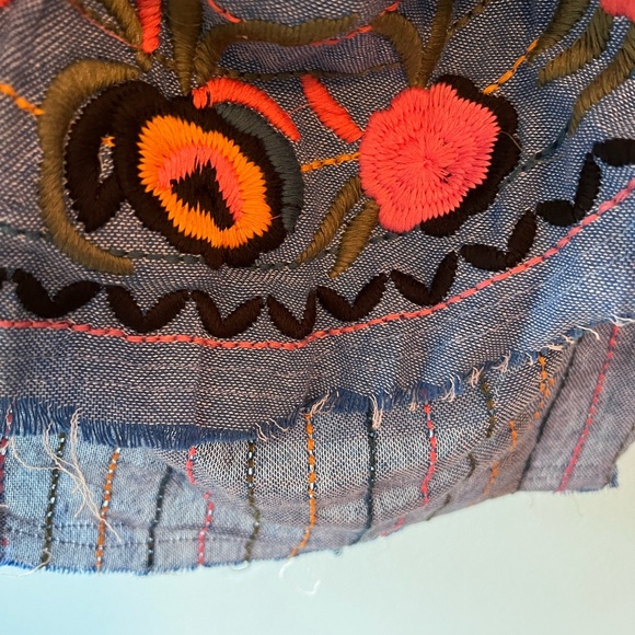 Red Carter L Crop Top NWOT - Picture 2 of 5